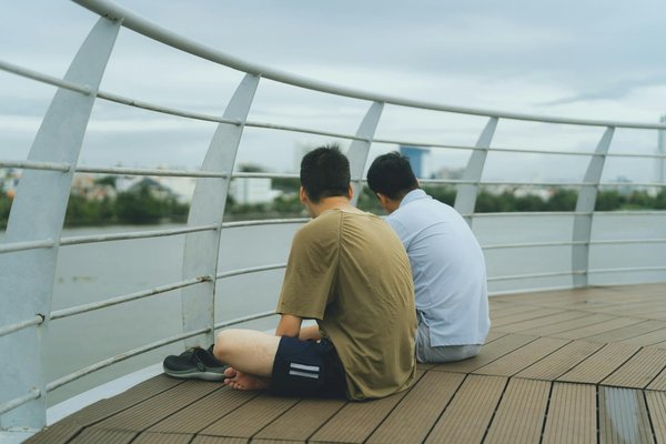 Le CDD : Un Tremplin Incontournable pour les Jeunes Talents ?